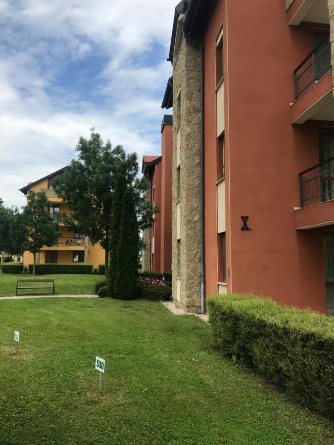 Lili Apartman Birdland Buekfuerdo 외부 사진